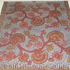 Kain Burung Hong Menari